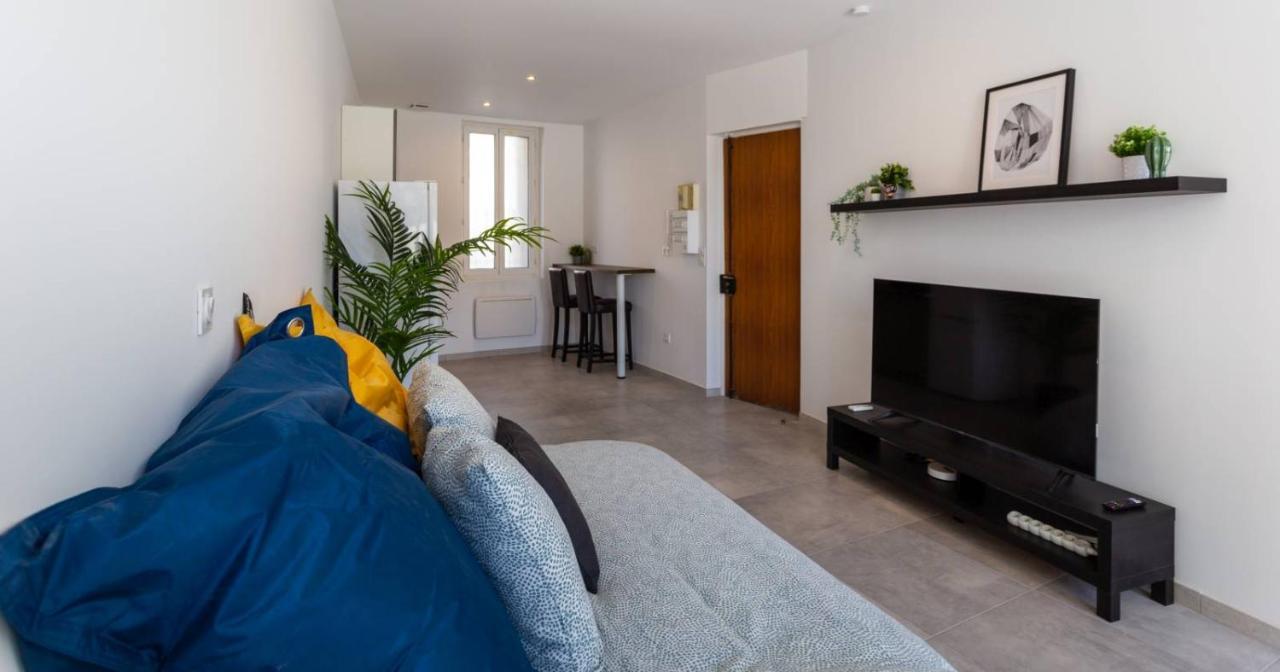 Maxbnb - Climatise - Grand Studio 37M2 & Terrasse 30M2 - Est Toulon Exterior foto